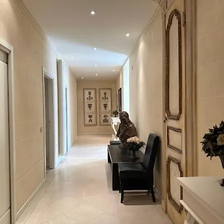 Appartement Proche Au Palais
