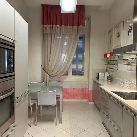 Proche Au Palais Apartment